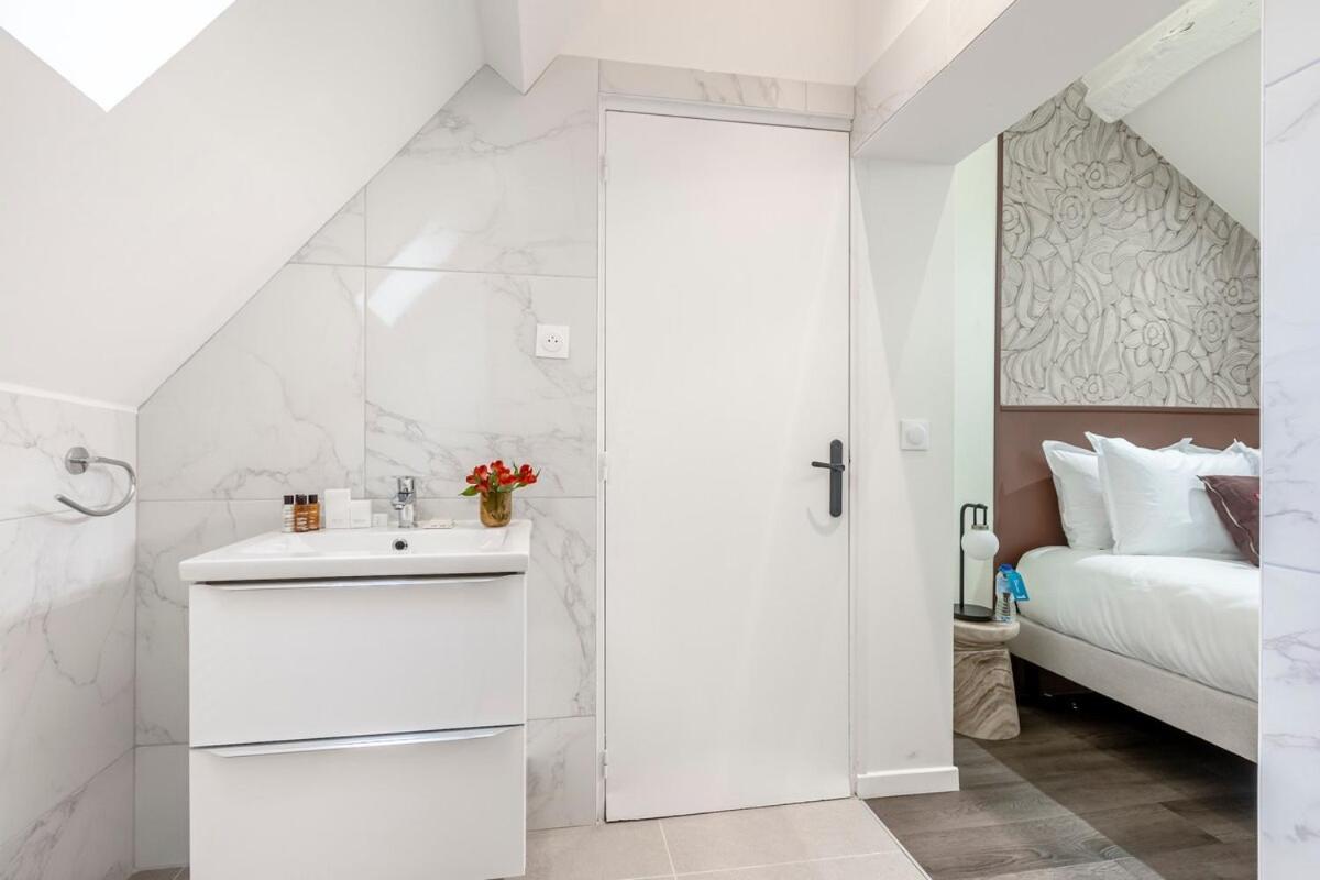 Apartment A42#republique # Marais # 3bedrooms # Paris03 # Ac *